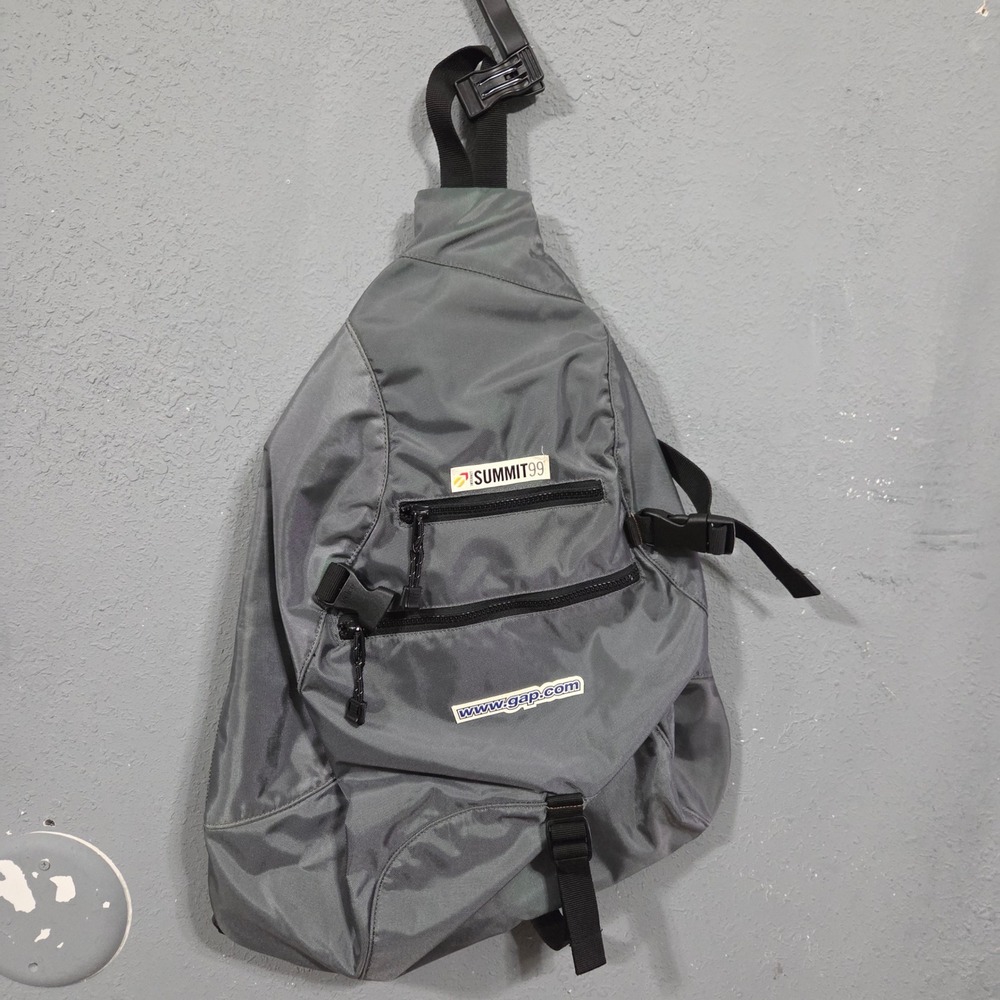 Vintage Gap Summit 99 Sling Bag Grey Nylon One Shoulder Techwear Backpack Y2K